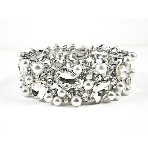 Stylish Thick Mix Large Pearl & Crystal Bracelet - Picture 1 of 1